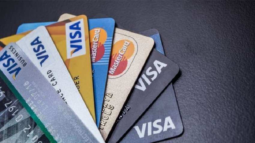 Thẻ Visa hoặc thẻ Master dùng để thanh toán quảng cáo Facebook